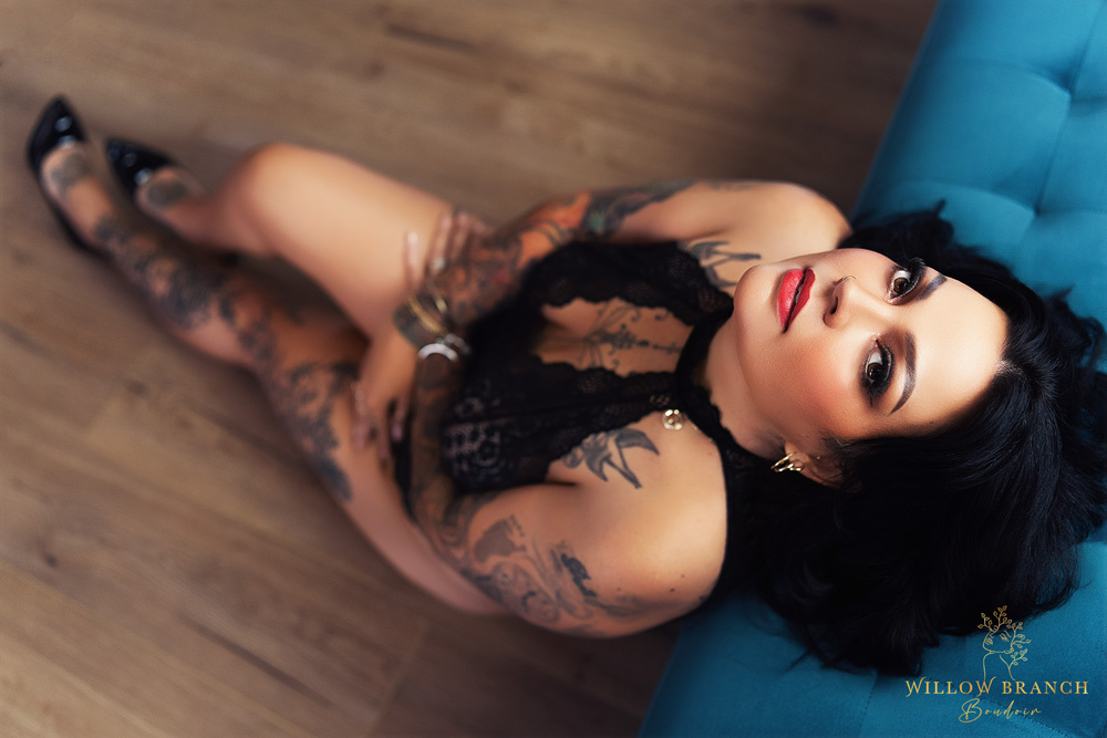 Upper Coomera boudoir photo session with relaxed natural posing