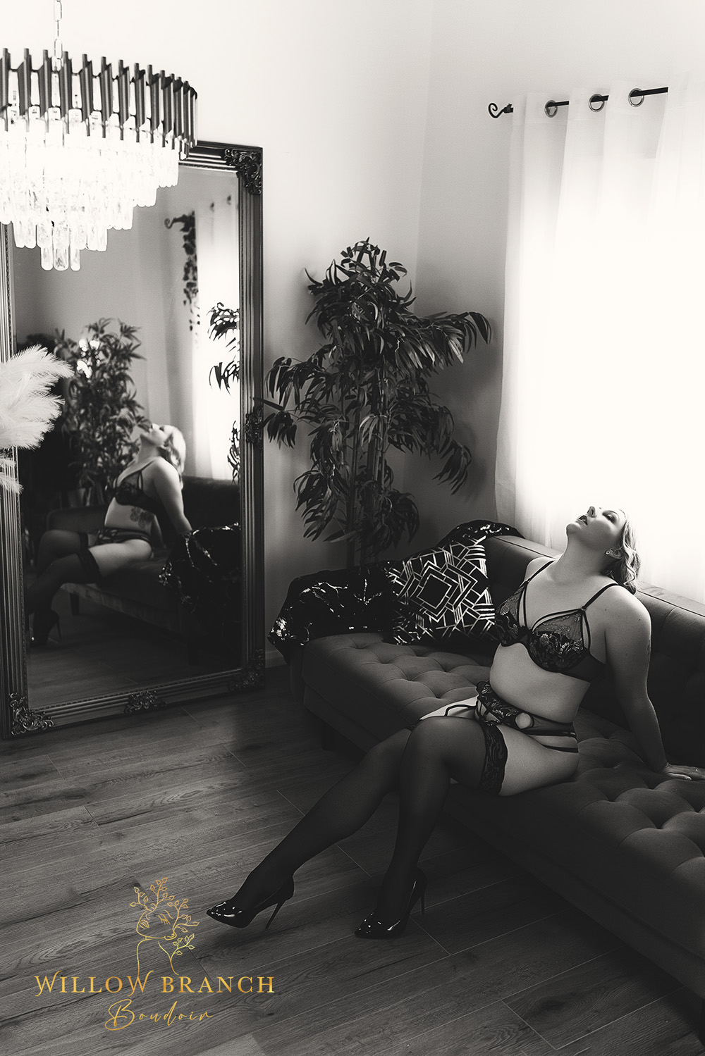 Gold Coast boudoir photo in black and white capturing empowered feminine energy.